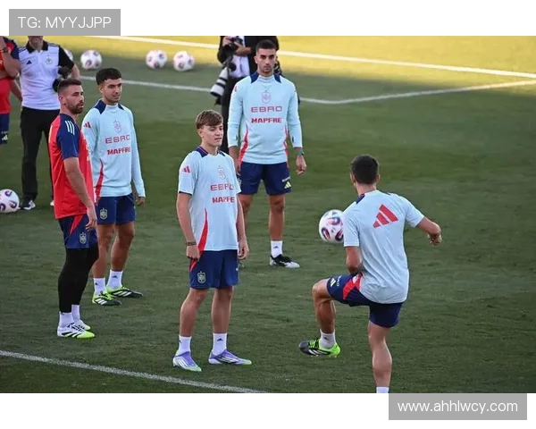 世界杯积分榜更新西班牙队凭借66分稳居榜首展现强劲实力 世界杯积分榜更新西班牙队凭借66分稳居榜首展现强劲实力