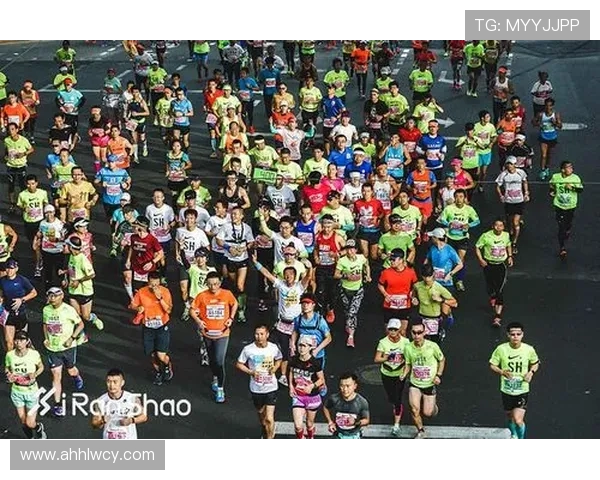 北京街舞队在马拉松大满贯中的技术表现全解析与精彩瞬间回顾 北京街舞队在马拉松大满贯中的技术表现全解析与精彩瞬间回顾