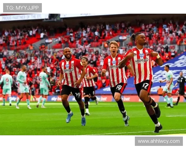 南京街舞队边路渗透打法深度分析与战术解读 南京街舞队边路渗透打法深度分析与战术解读