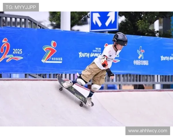 广州滑板队中路突破战术解析与实战应用探讨 广州滑板队中路突破战术解析与实战应用探讨