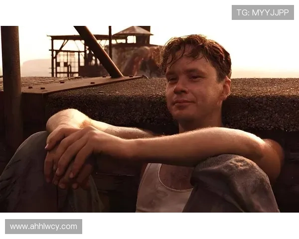 深圳极限运动队的成长之路:激情与挑战交织的故事分享 深圳极限运动队的成长之路:激情与挑战交织的故事分享