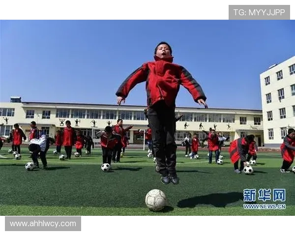 深度对话杨秀英足球人生背后的故事与梦想探索 深度对话杨秀英足球人生背后的故事与梦想探索