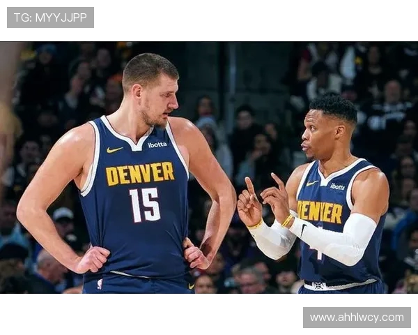 拉塞尔威斯布鲁克:从MVP到球队领袖的华丽转身与挑战 拉塞尔威斯布鲁克:从MVP到球队领袖的华丽转身与挑战