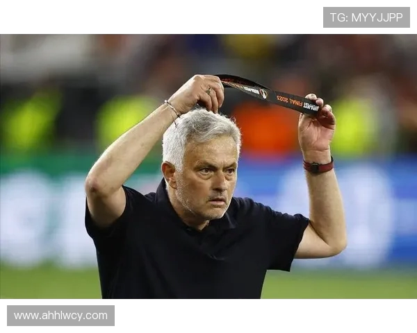 穆里尼奥怒斥欧足联争议判罚罗马惨遭点球淘汰真相揭晓