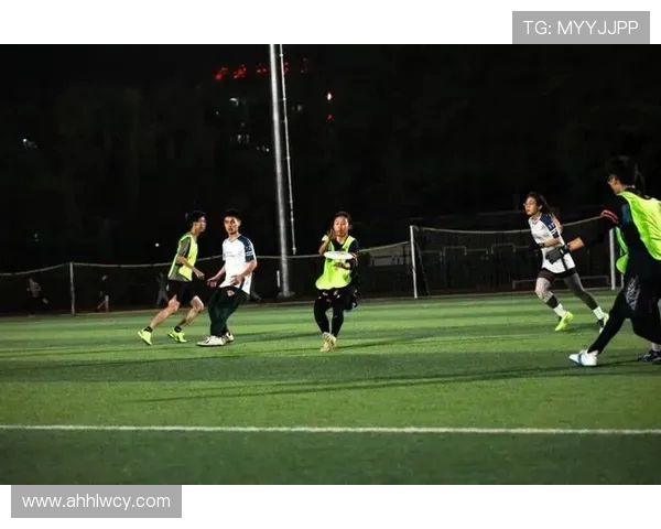 重庆飞盘队实力强劲荣登全国排行榜第四名引发热议