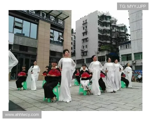 陈芳的飞盘人生:从热爱到职业的深度对话与成长探索 陈芳的飞盘人生:从热爱到职业的深度对话与成长探索