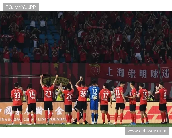 广州篮球队与杭州篮球队赛后复盘战术分析与关键表现总结